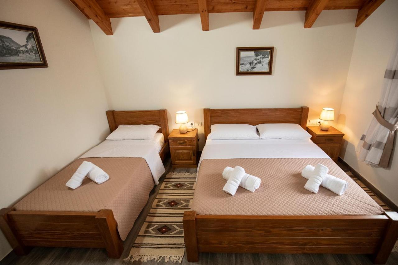 שקודר Xhuli Guesthouse מראה חיצוני תמונה