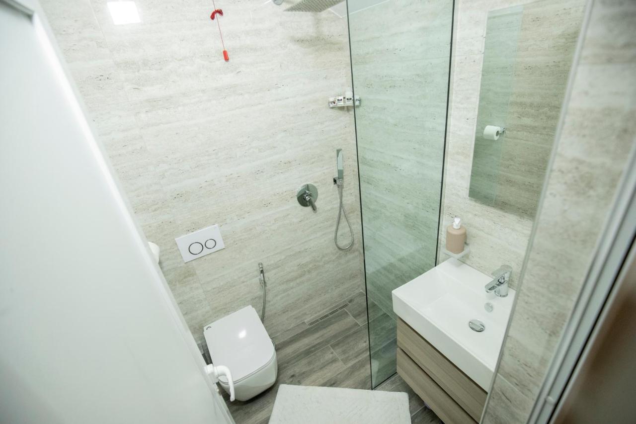 שקודר Xhuli Guesthouse מראה חיצוני תמונה
