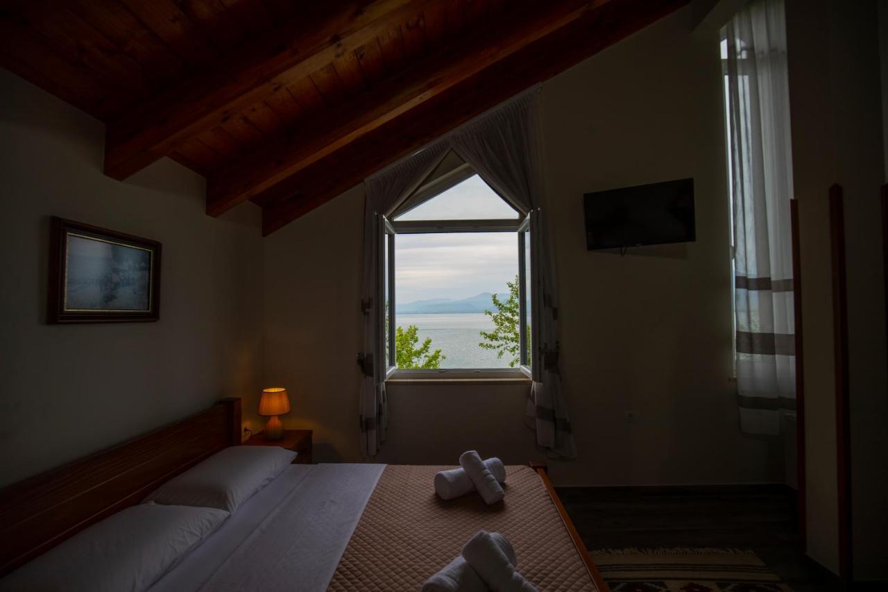 שקודר Xhuli Guesthouse מראה חיצוני תמונה